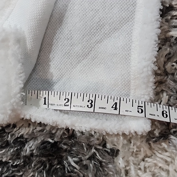 Women's White Philadelphia Eagles Cozy Pullover Hoodie,Size XXL ,Pre-owned - Picture 8 of 9